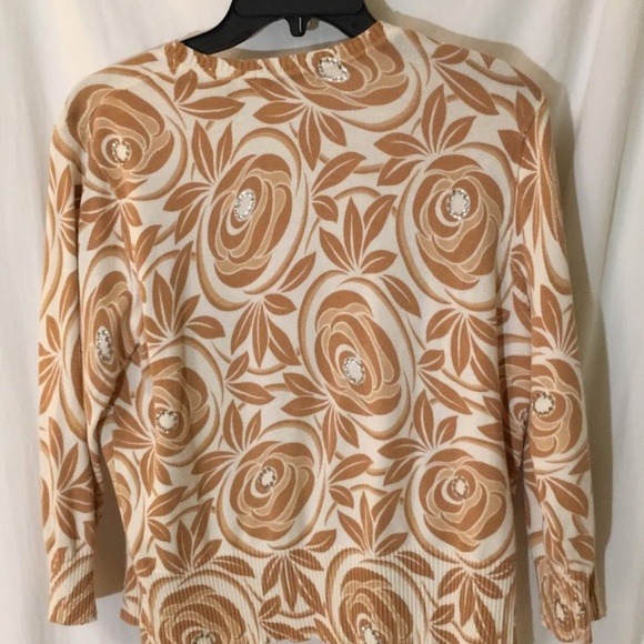 i.e. Petite Sweater - Picture 7 of 7